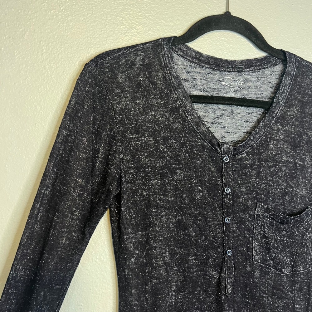 Rails Henley Shirt Size L Black Burnout Long Sleeve V-Neck Pocket NWT - Picture 5 of 9